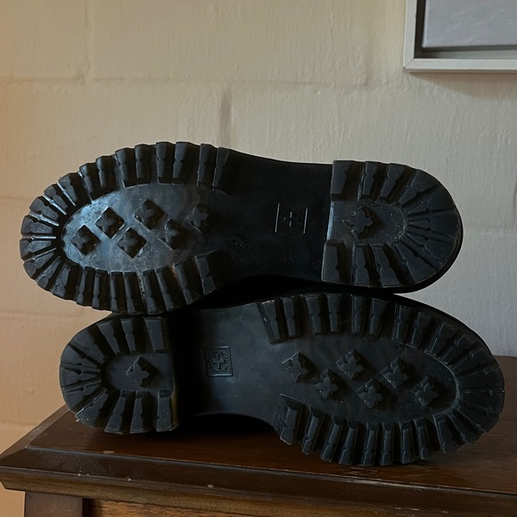 Dr. Martens Rometty Leather Chelsea Boot in Burgundy sz 7 - Picture 10 of 11